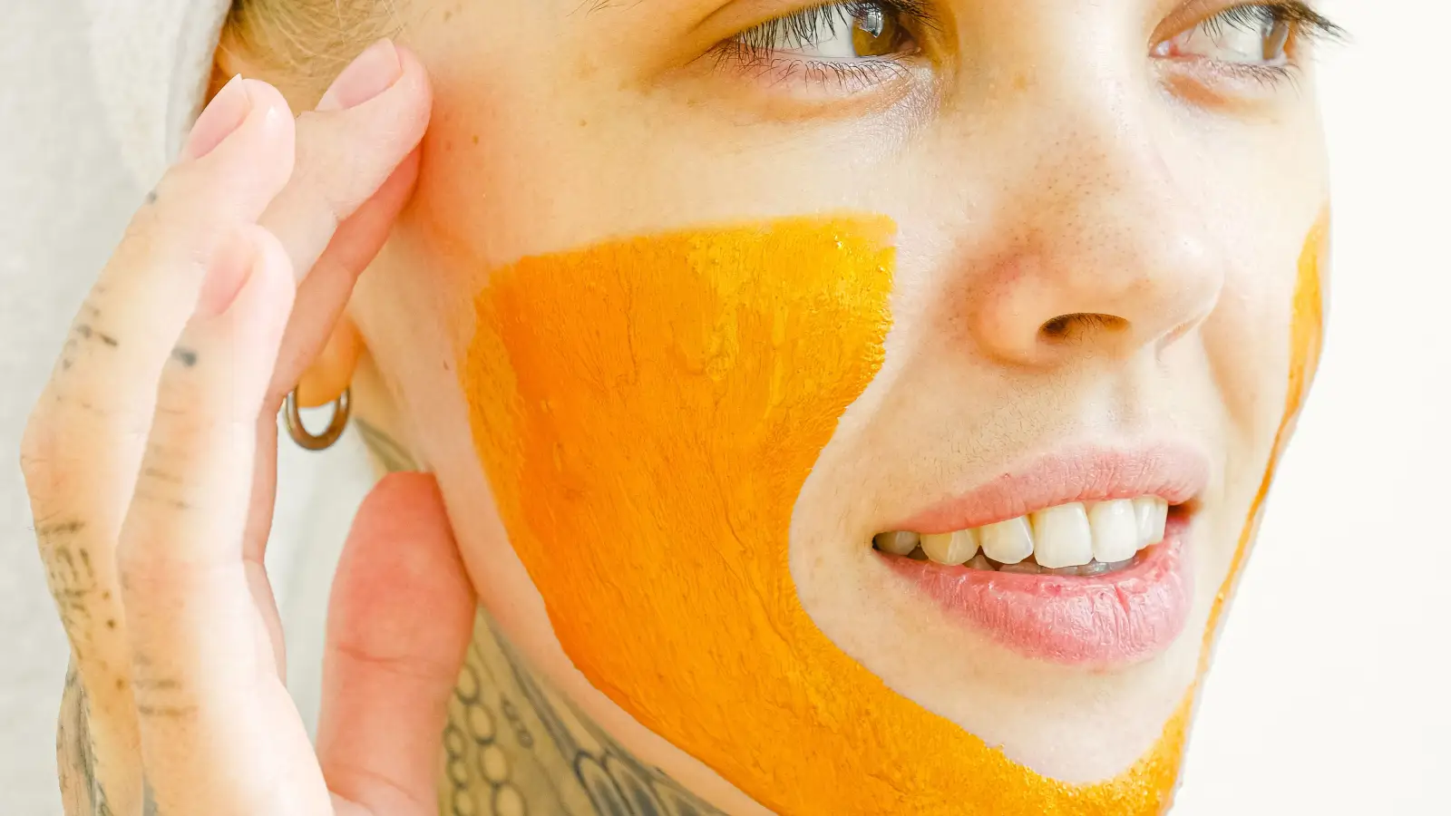 6 Honey Face Mask Mistakes That Could Harm Your Skin