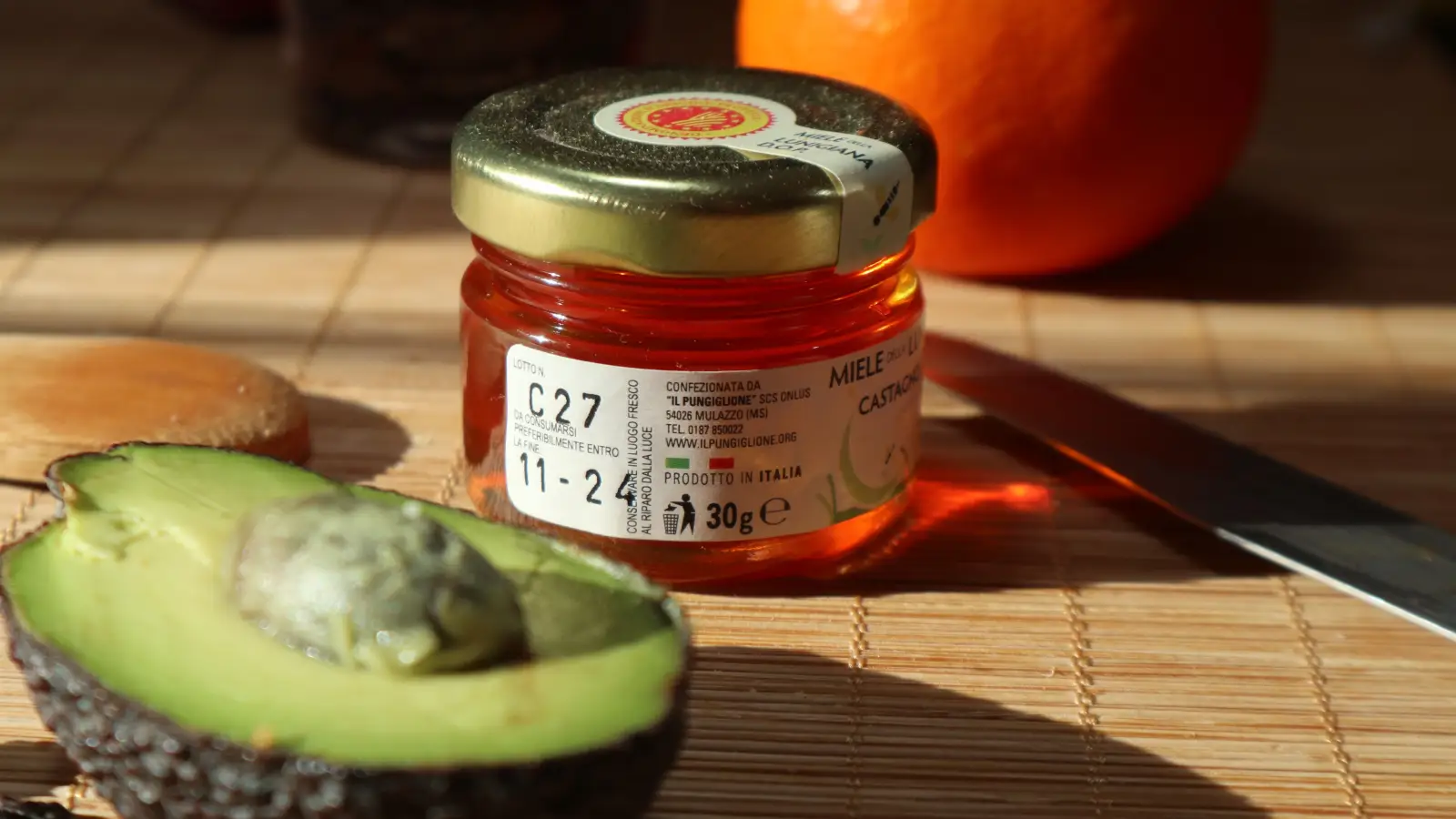 What Honey's Vitamin Content Actually Delivers (It's Not Much)