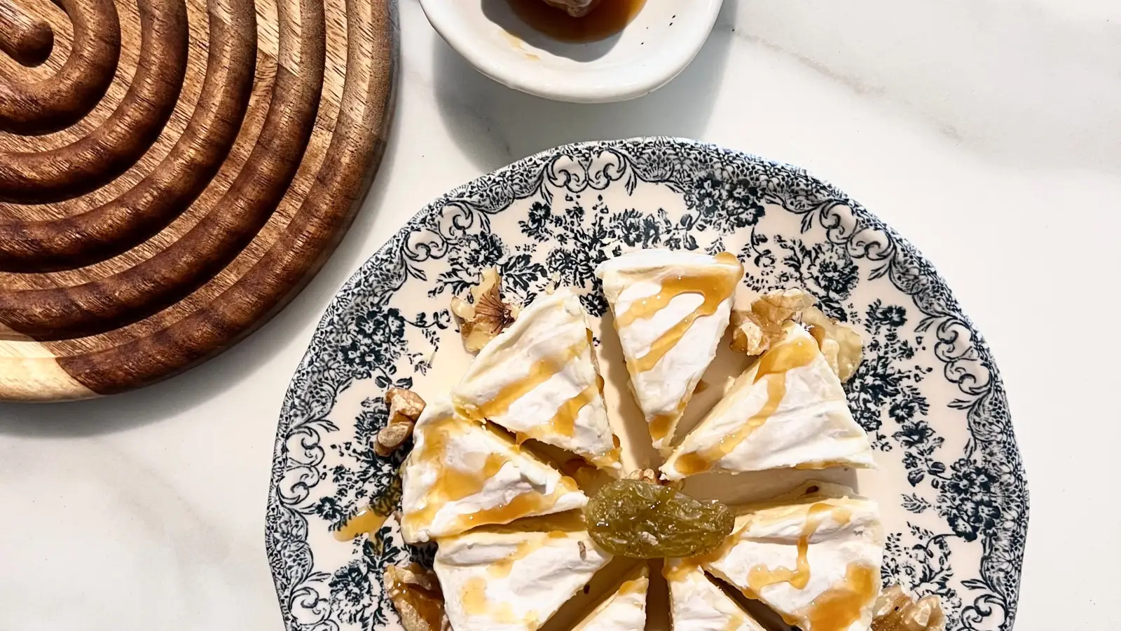 Which Honey Should You Drizzle on Goat Cheese? (And Why)