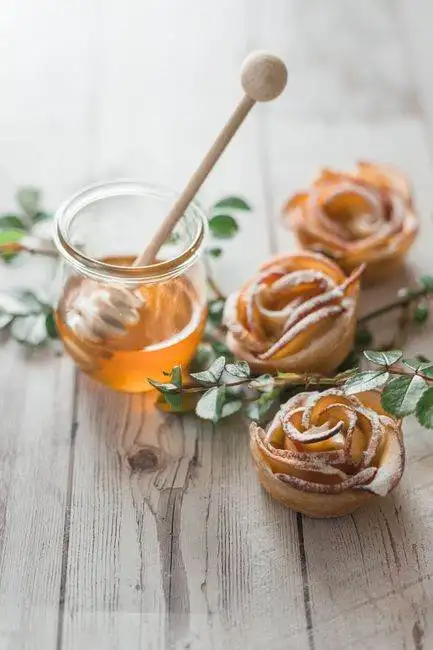 Which Honey Variety Should You Use for Baking?