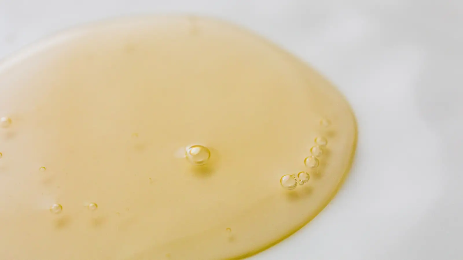 Why Manuka Honey Isn't Always the Best Choice for Your Skin
